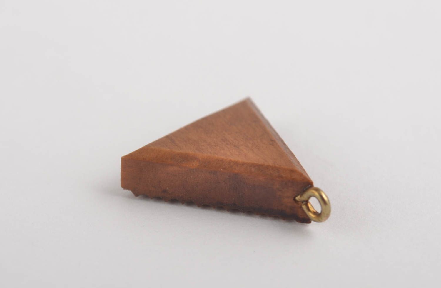 Кулон на шею кулон ручной работы шейный кулон в виде треугольника деревянный фото 5