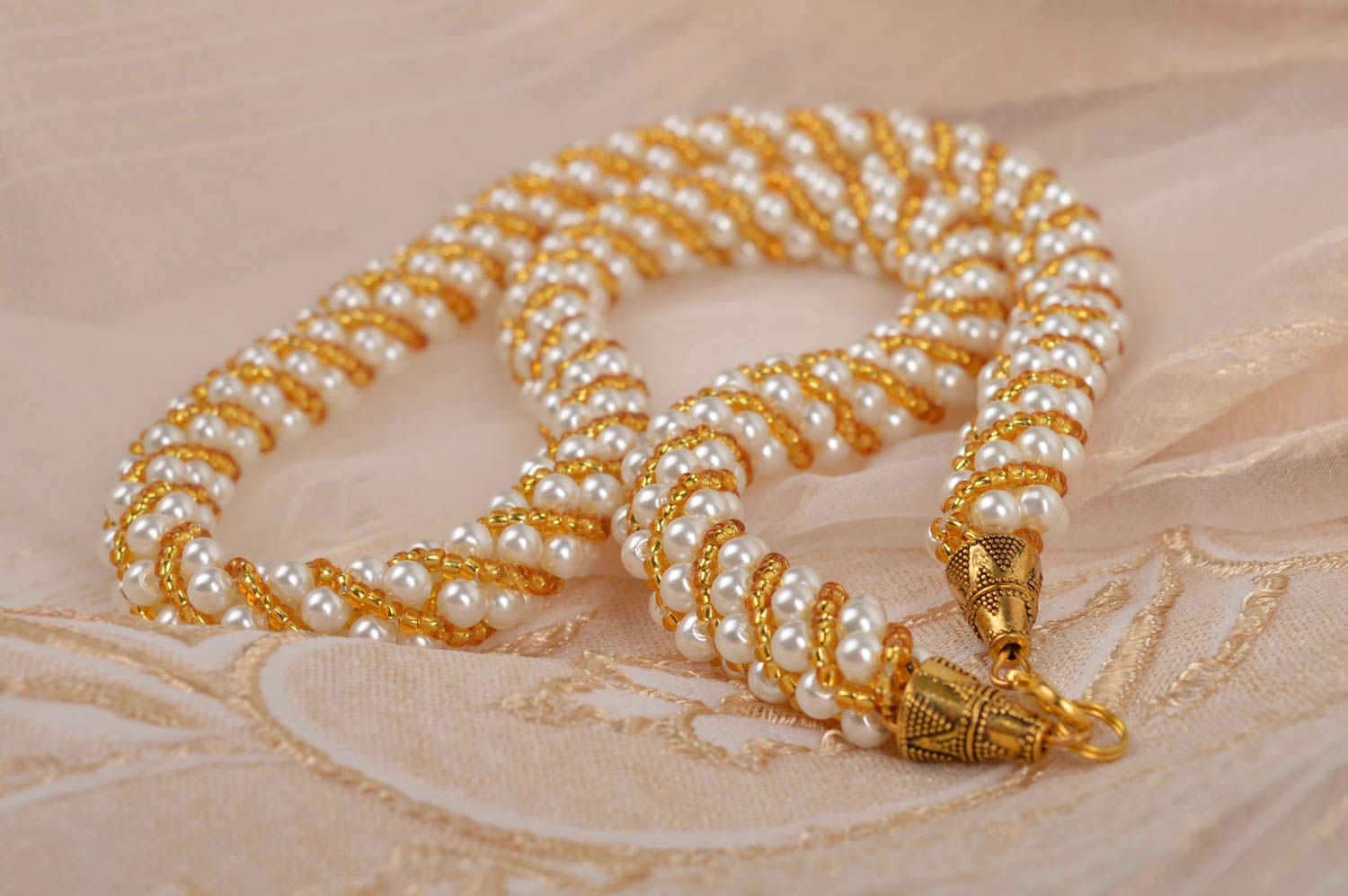 Collier spirale perles de rocaille Bijou fait main Cadeau femme original photo 1
