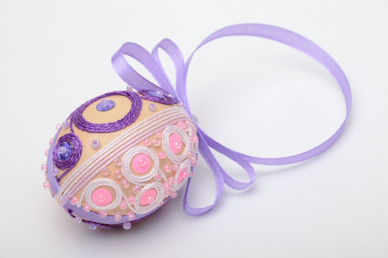Œuf de Pâques à suspendre fait main avec rubans rose violet pour intérieur photo 4