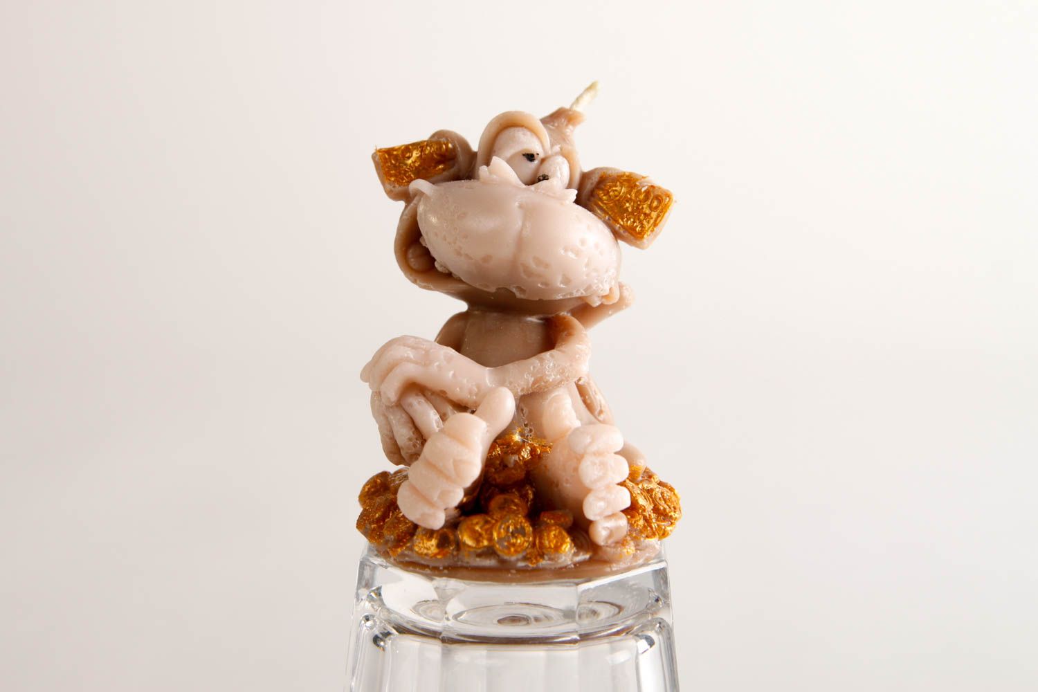 Handmade monkey figurine cute aromatized candle stylish paraffin candle photo 1