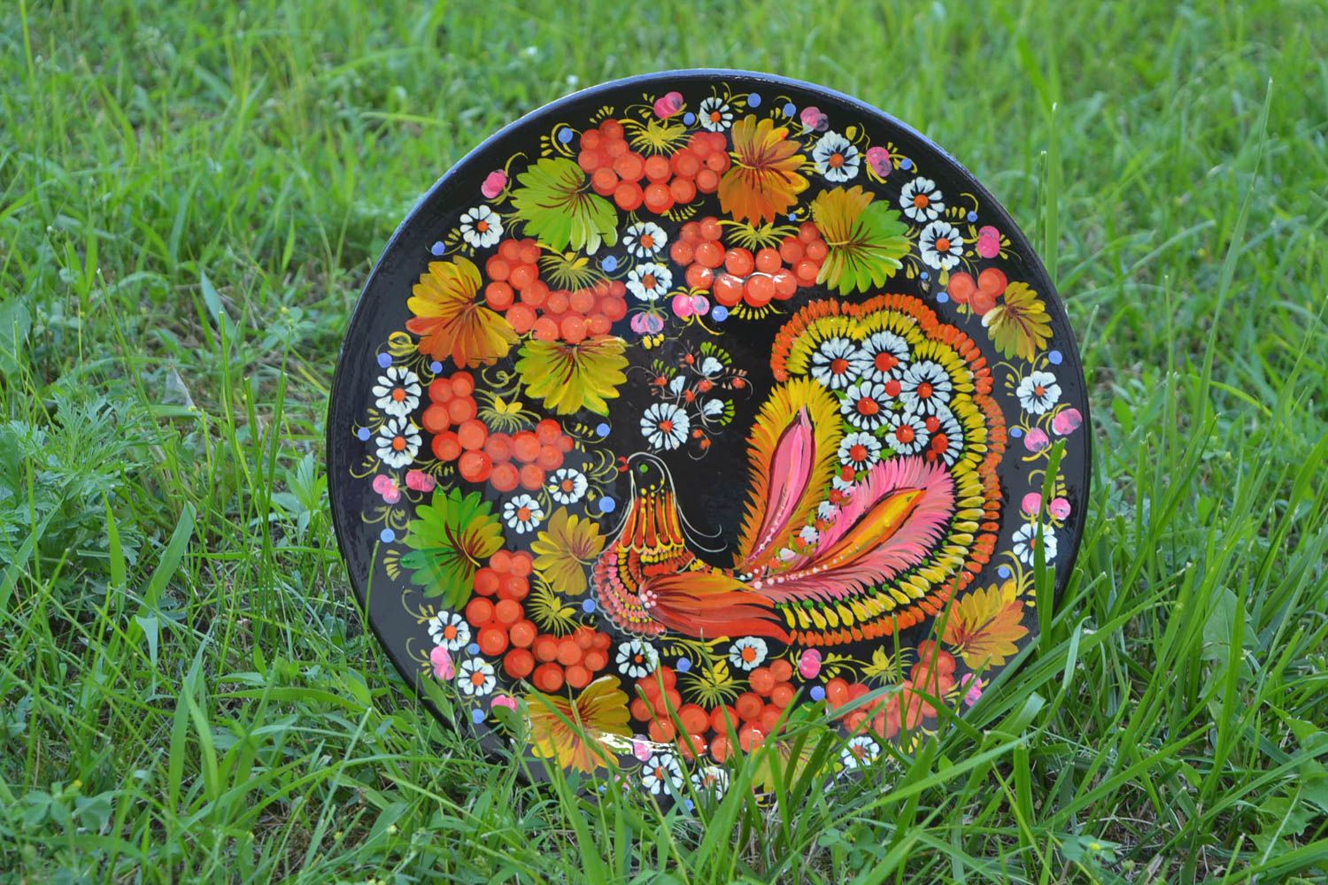 Яркая декоративная деревянная тарелка с росписью в этническом стиле хэнд мэйд фото 1