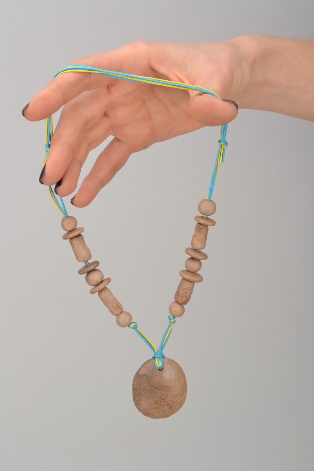 Ethnic bead necklace photo 2