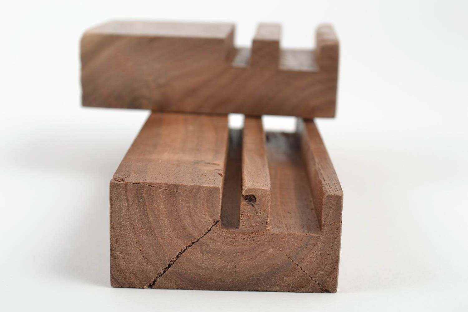 Оригинальный деревянный набор подставок для телефонов и планшетов из 2 изделий фото 2