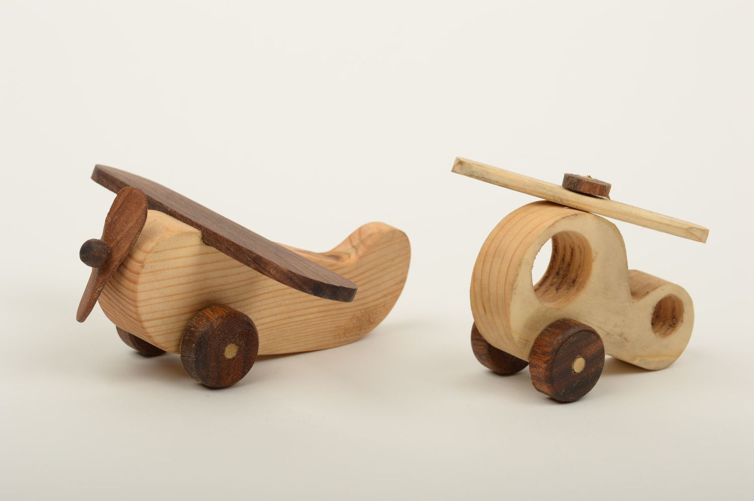 Игрушки ручной работы фигурки из дерева набор 2 штуки игрушки из дерева фото 3