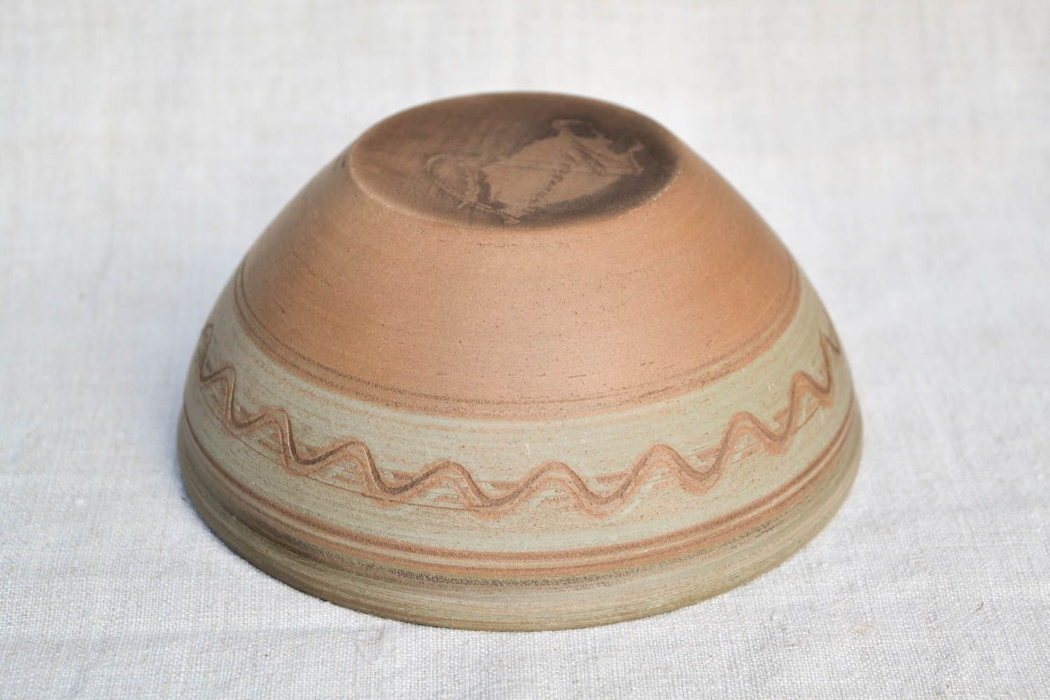 Bol design fait main Assiette creuse beige ronde à motif Vaisselle céramique photo 5