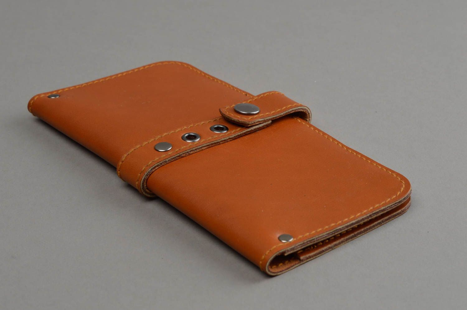Stilvolles braunes Leder Portemonnaie für Herren handgemachtes Accessoire  foto 7