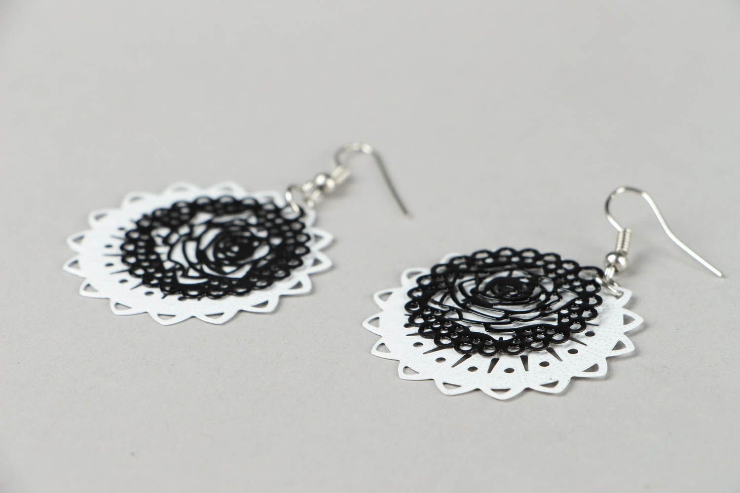 Earrings with roses photo 2