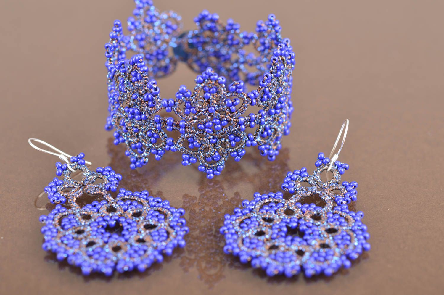 Set of handmade tatted lace jewelry 2 items wrist bracelet and dangle earrings  photo 2