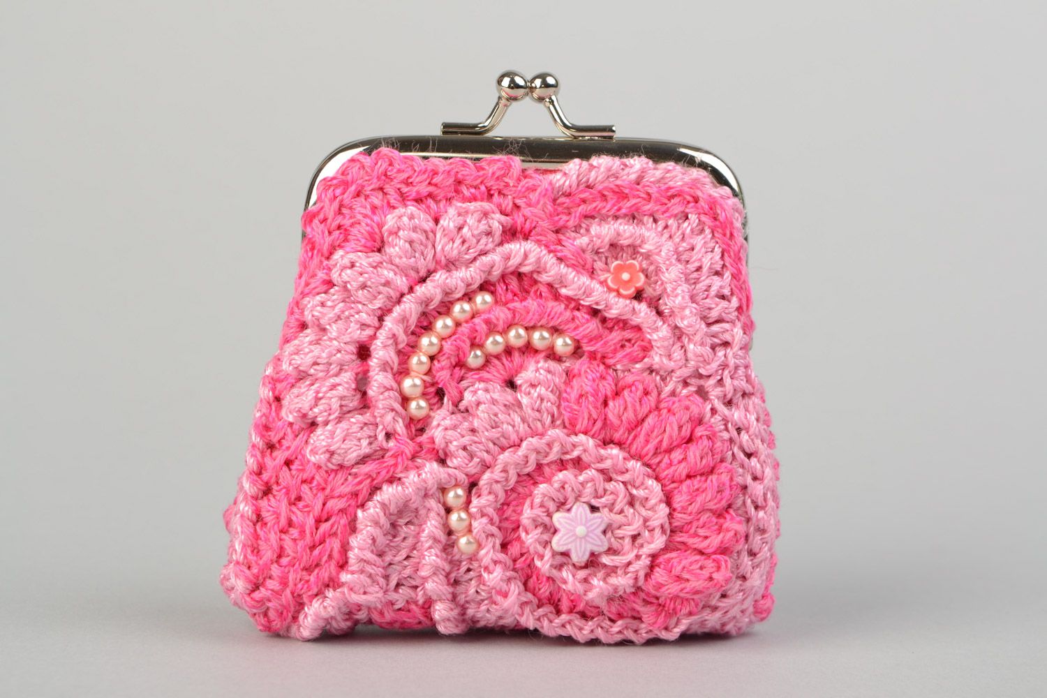 Handmade pink lacy coin purse crochet of cotton threads with fermail fastener photo 3