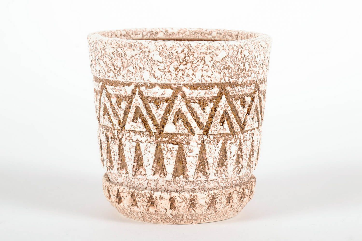 Pot de fleurs en céramique avec ornement géométrique photo 1