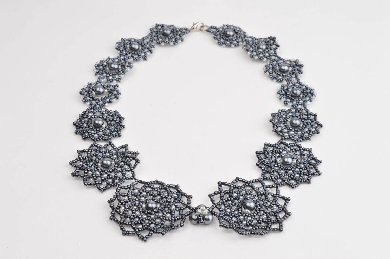Ожерелье из бисера украшение ручной работы колье из бисера и бусин плетеное фото 3