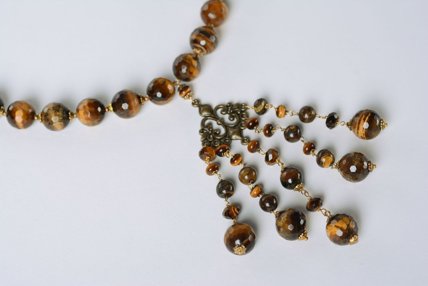 Natural stone bead necklace photo 4