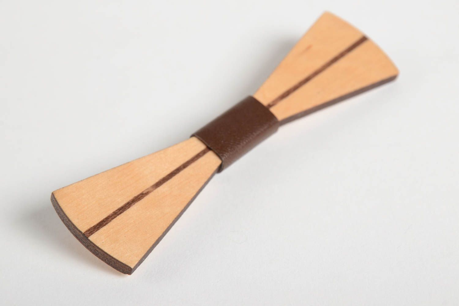 Handmade wooden bow tie designer beautiful brooch unusual cute accessory photo 4