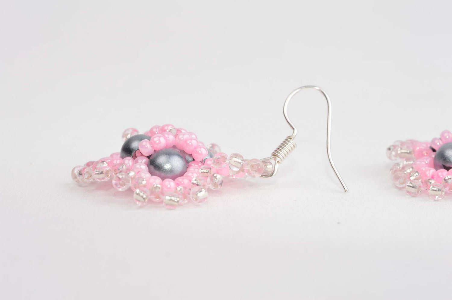 Розовые серьги ручной работы модные серьги красивые с бусинами серьги из бисера фото 4