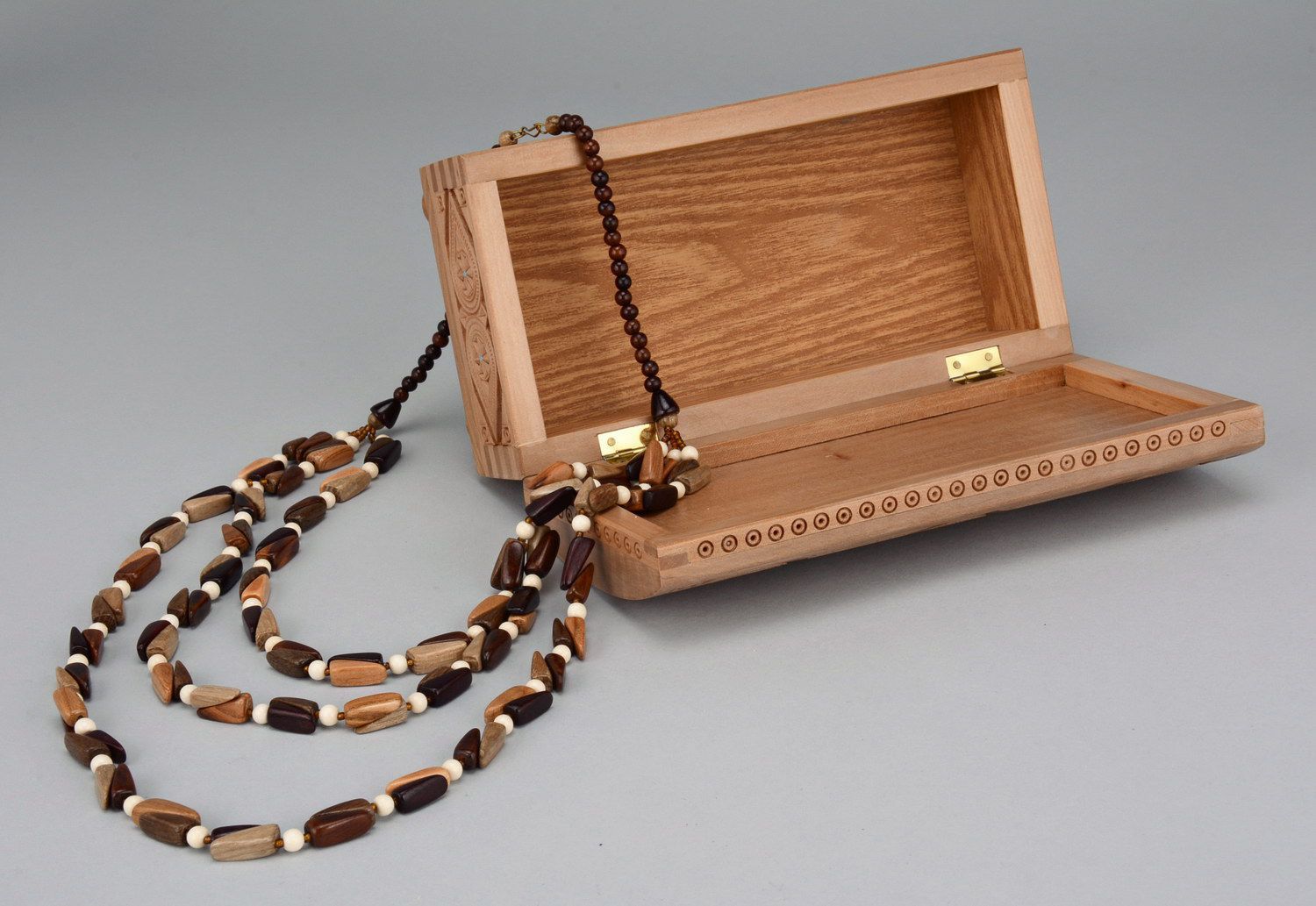 Handmade Halskette aus Holz foto 3