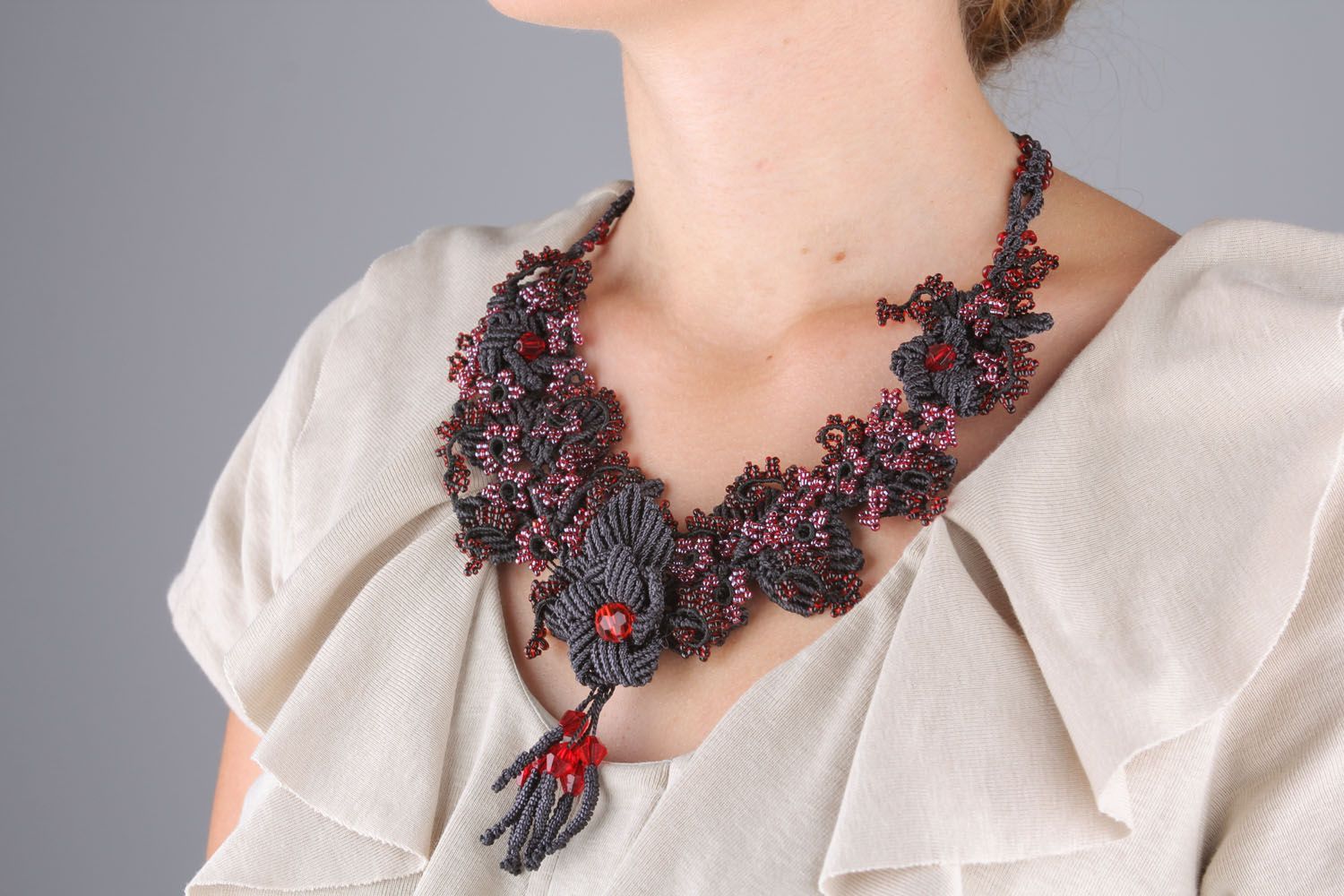 Macrame necklace with beads photo 1