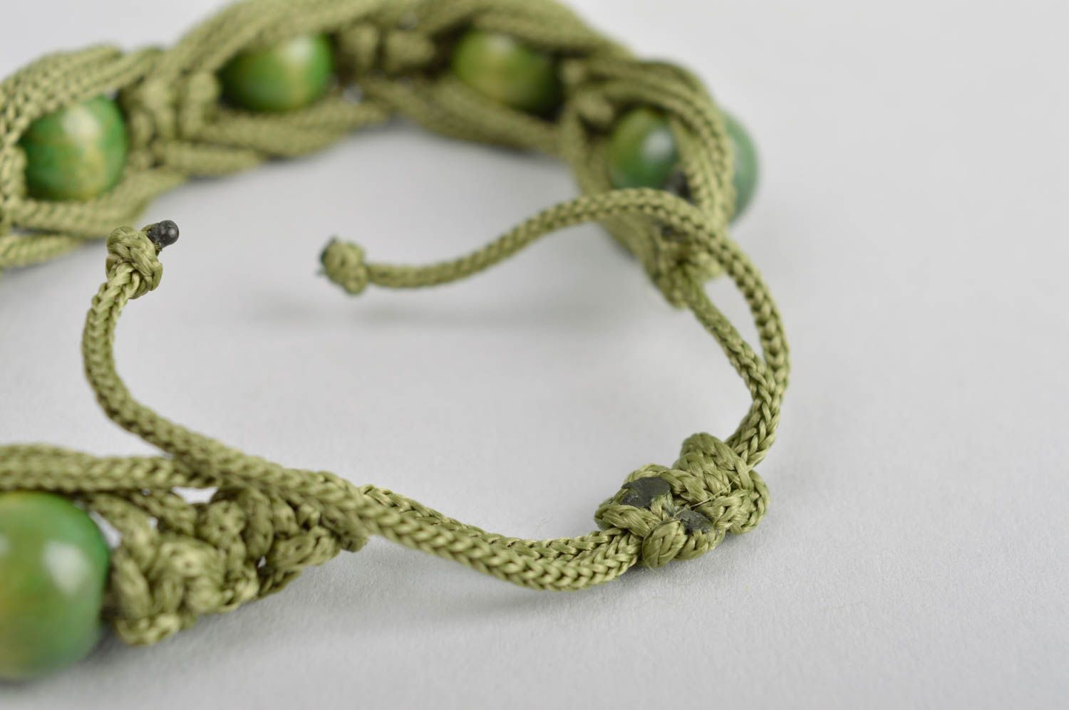 Bracelet tressé en macramé Accessoire fait main vert olive original Cadeau femme photo 5