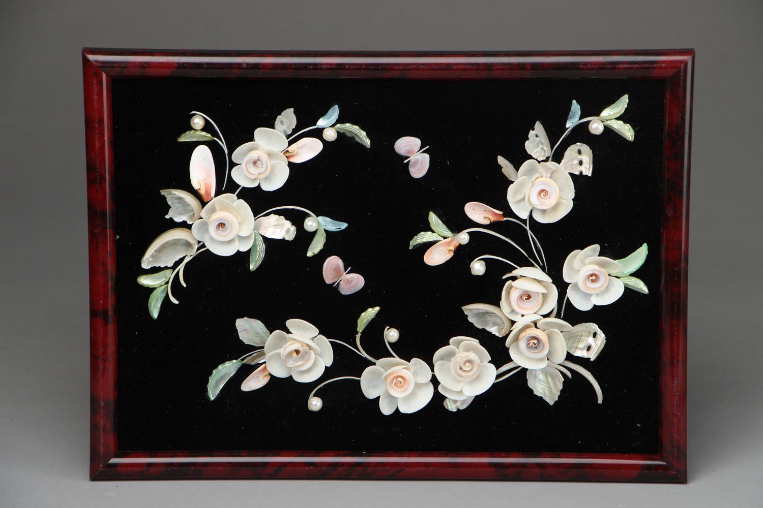 Panel with shells and fish bones Tea Roses photo 1