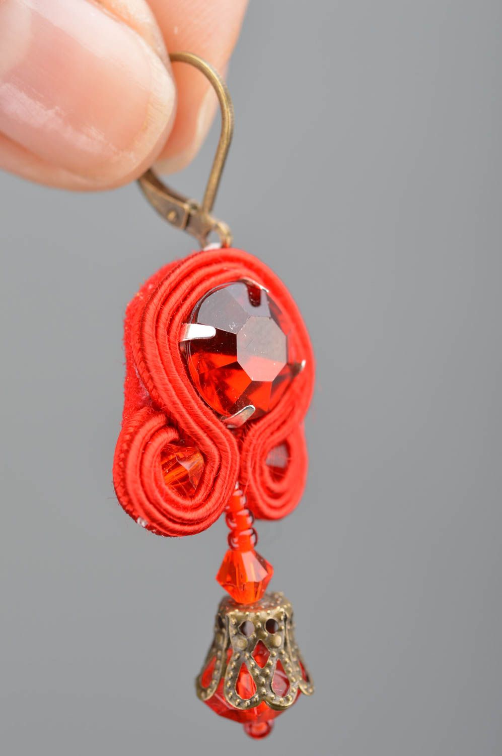Rote wunderschöne Künstler Ohrringe Soutache Schmuck handmade für Abendlook foto 3