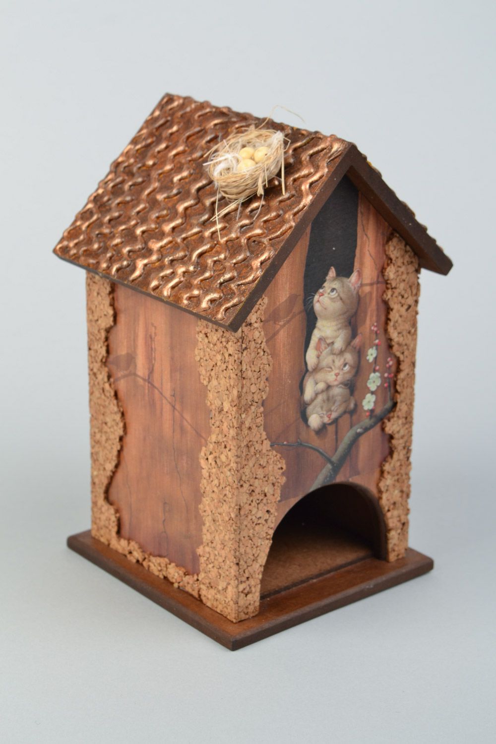 Beautiful decoupage tea bag box hand made of MDF in the shape of house with kittens photo 3