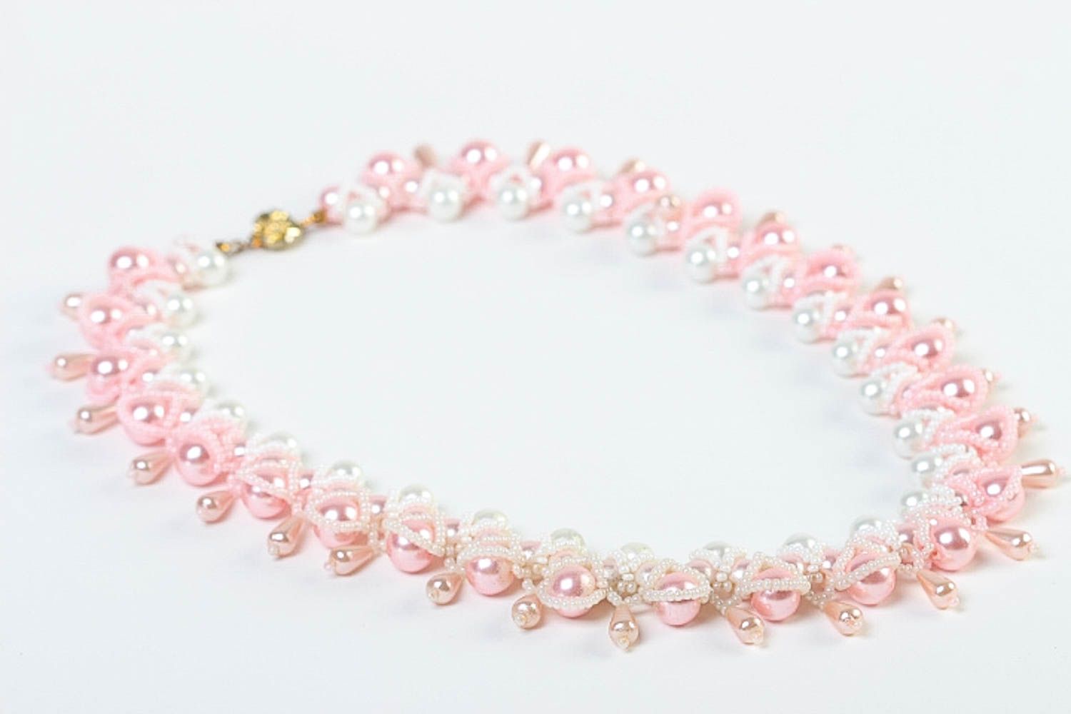 Колье из бисера украшение ручной работы ожерелье из бисера и бусин розовое фото 2