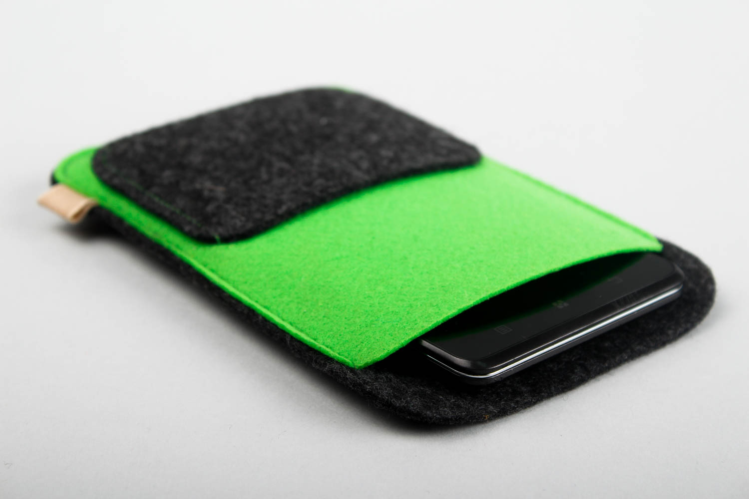 Чехол для телефона handmade аксессуар для смартфона футляр для телефона зеленый фото 1