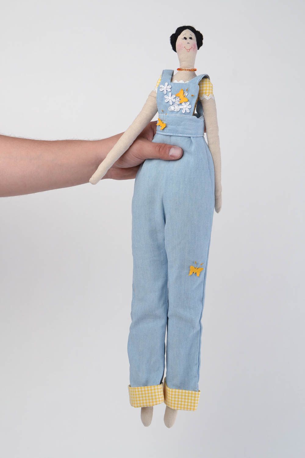 Künstlerische Puppe aus Textil für Kinder schön interessant handgefertigt grell foto 2