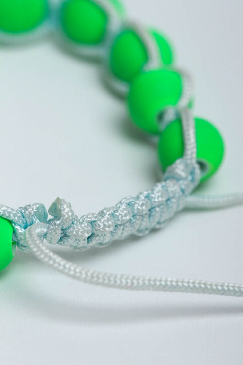 Bracelet fait main Bijou tendance vert éclatant Accessoire femme design photo 4