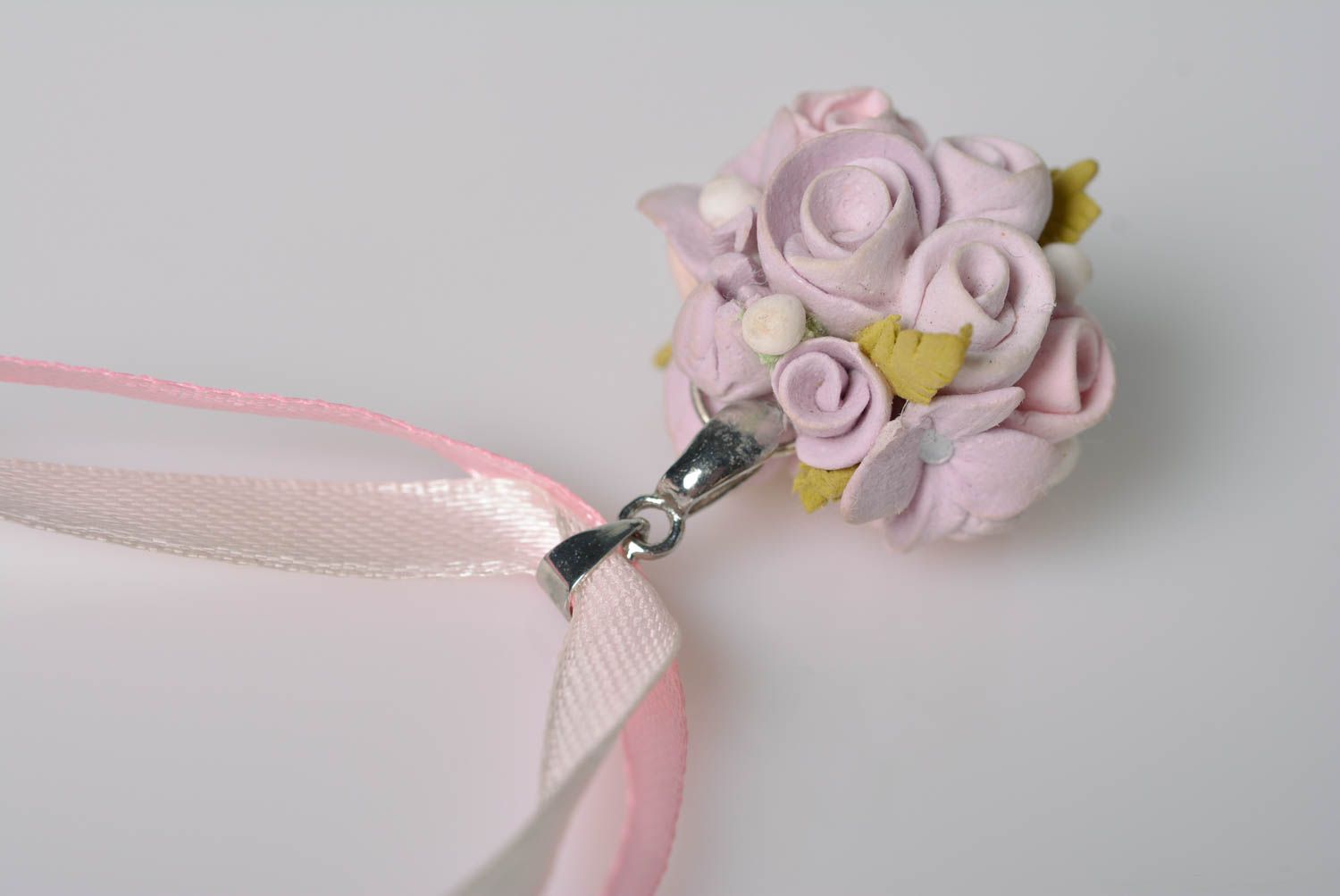 Women's gentle handmade polymer clay flower pendant necklace designer jewelry photo 4