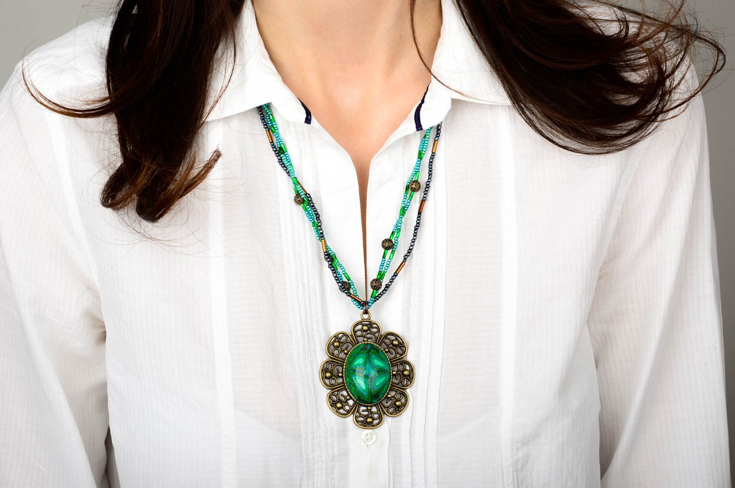 Collier pendentif fleur Bijou fait main vert design original Cadeau femme photo 2