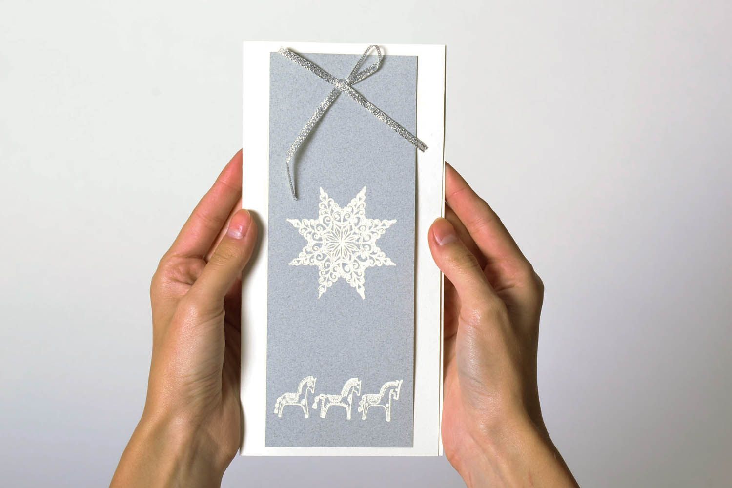 Cartão artesanal de Natal feito de papelão de desenho foto 2
