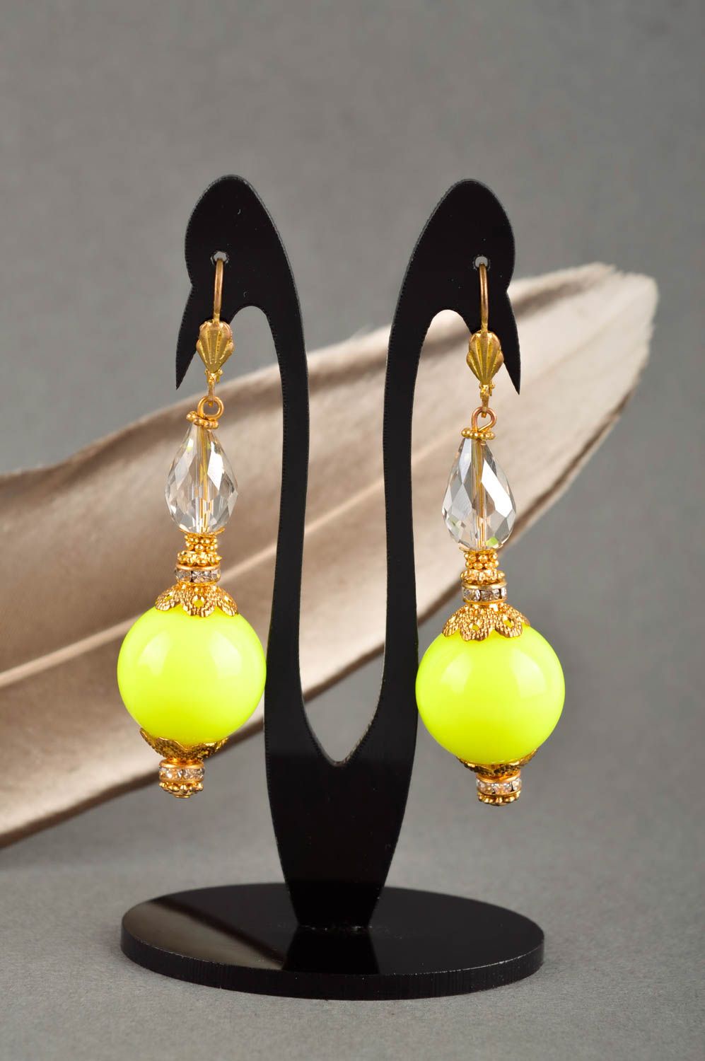Gelbe Schmuck Ohrringe mit Perlen handmade Designer Schmuck Frauen Accessoire foto 1