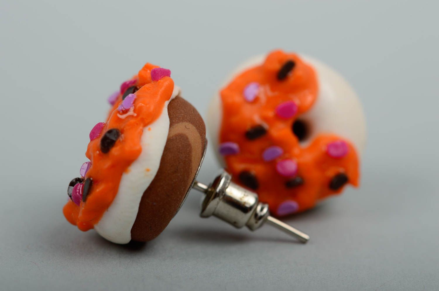 Украшение ручной работы серьги из полимерной глины модные серьги в виде пончиков фото 3
