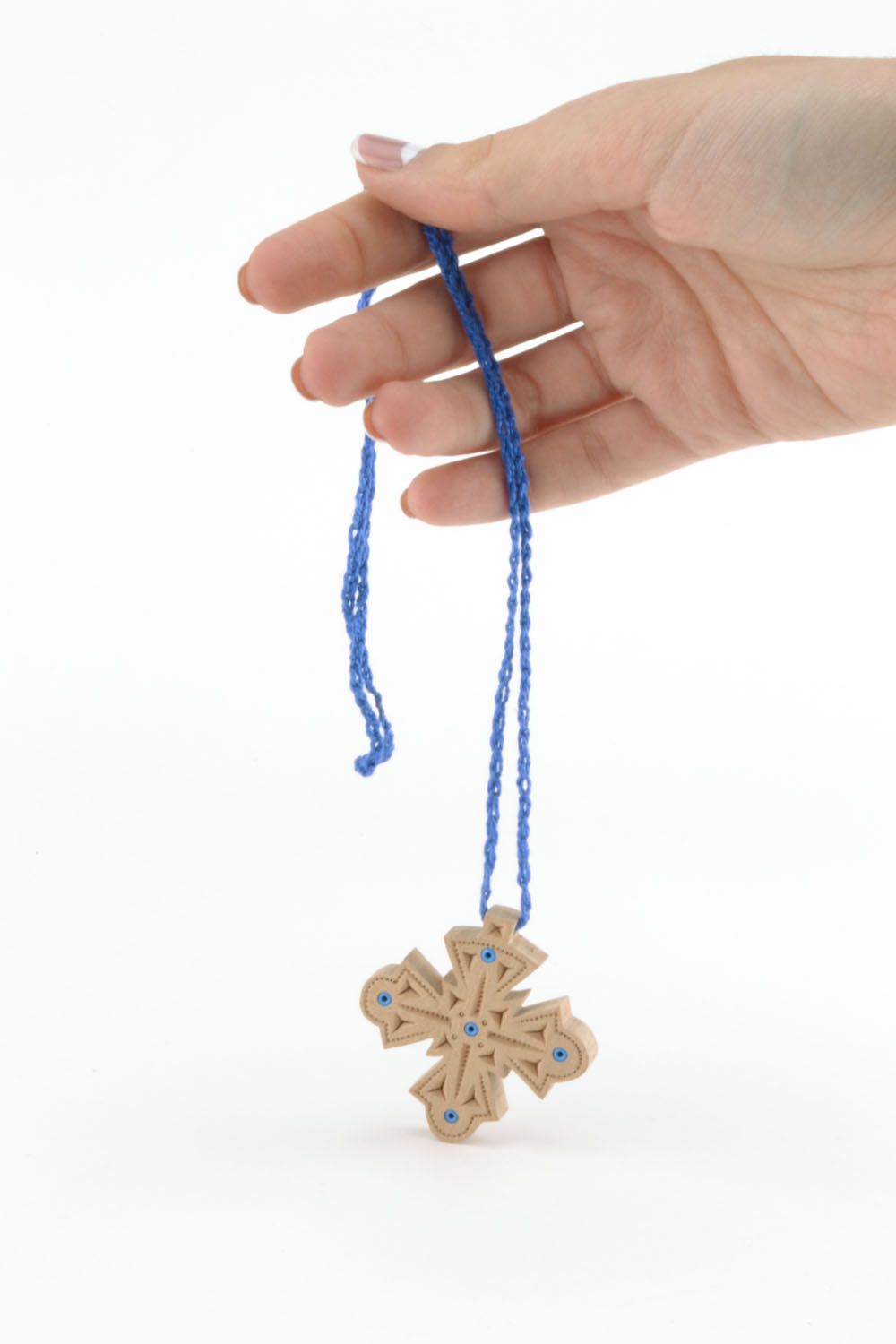 Деревянный крест с инкрустацией бисером фото 2