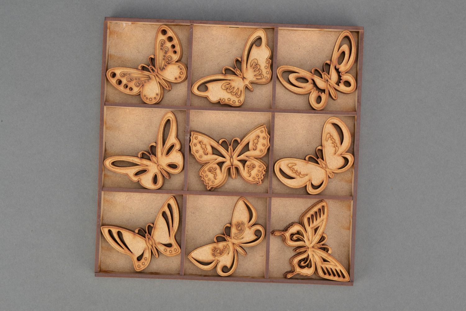 Ensemble de formes en bois brut à décorer papillons  photo 3
