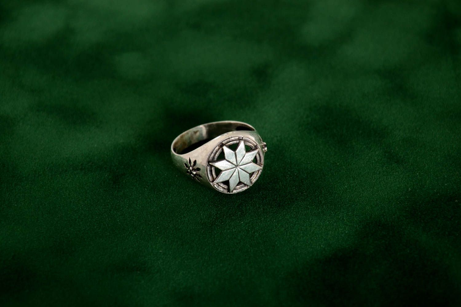 Украшение ручной работы мужское серебряное кольцо дизайнерское украшение фото 1