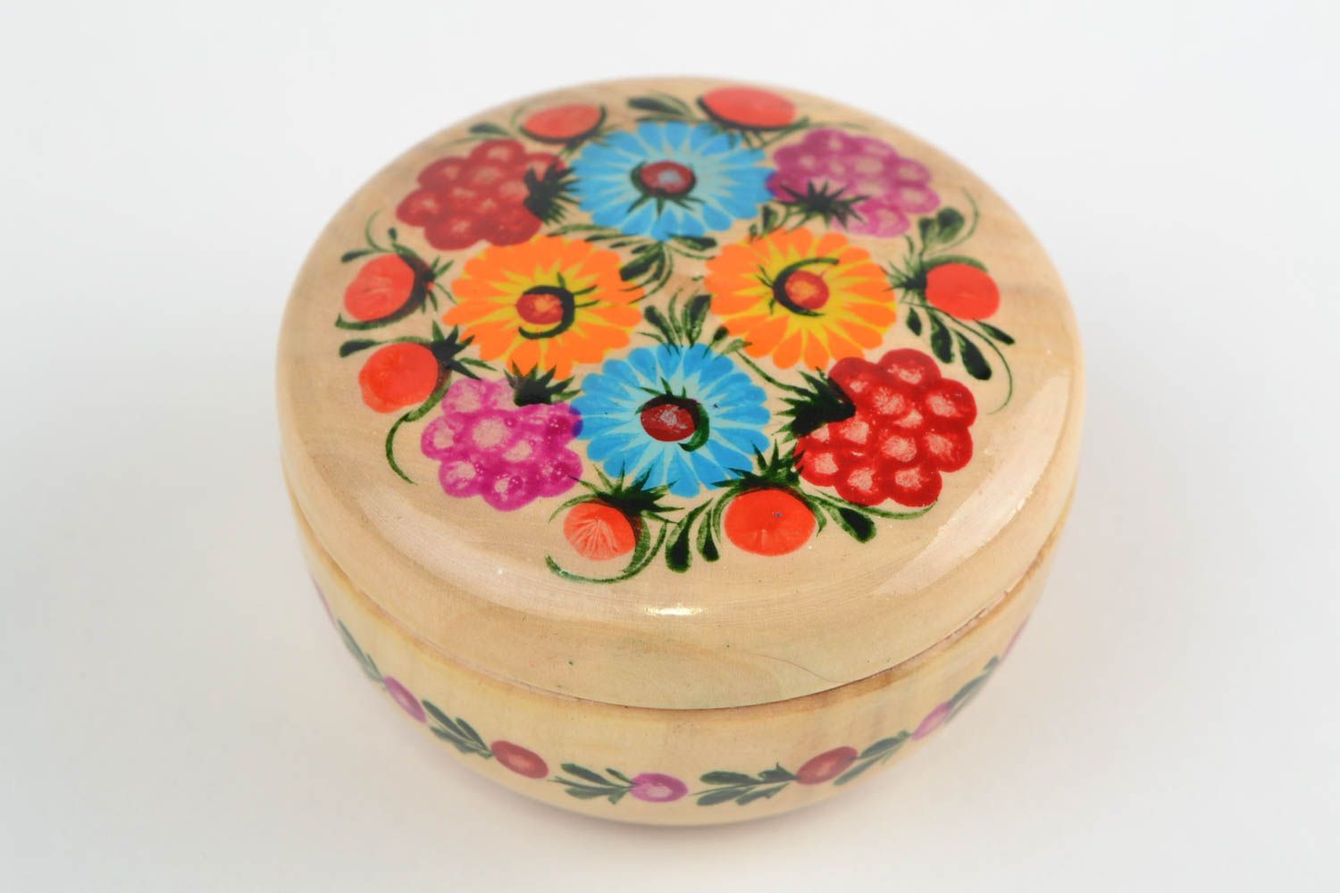 Круглая деревянная шкатулка ручной работы с росписью для украшений подарок маме фото 8