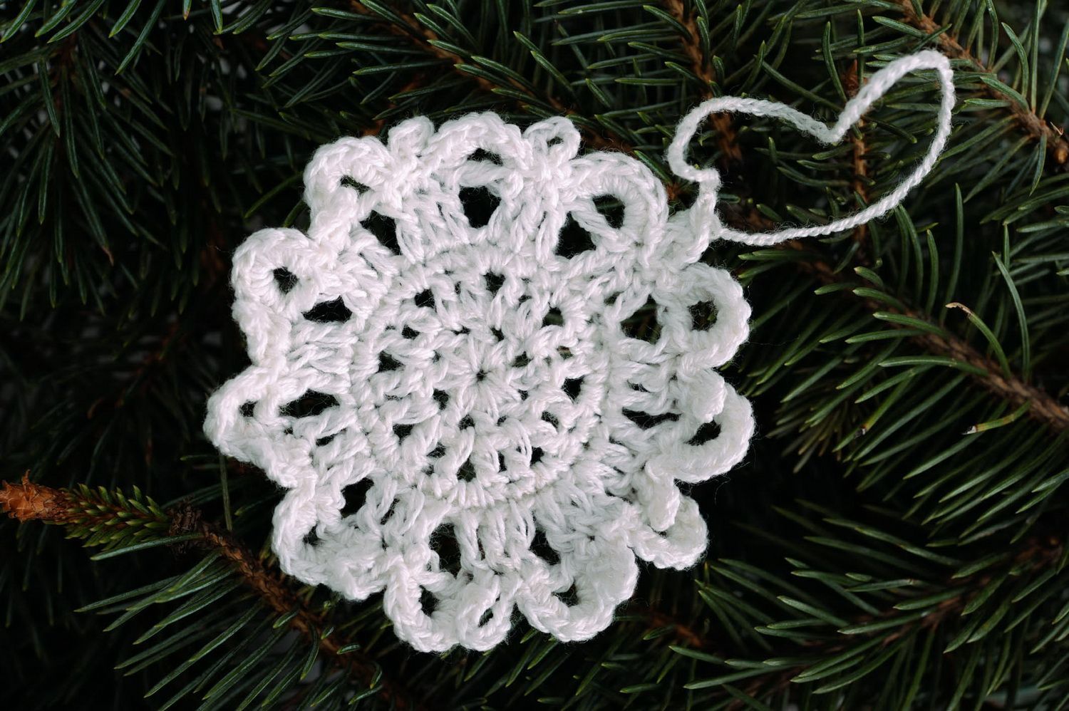Crocheted Christmas tree decoration Snowflake photo 2