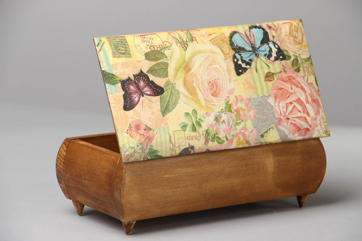 Wooden box for needlework photo 4