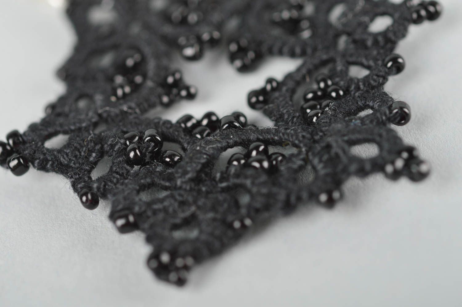 Серьги из бисера серьги ручной работы элегантные черные фриволите серьги фото 4