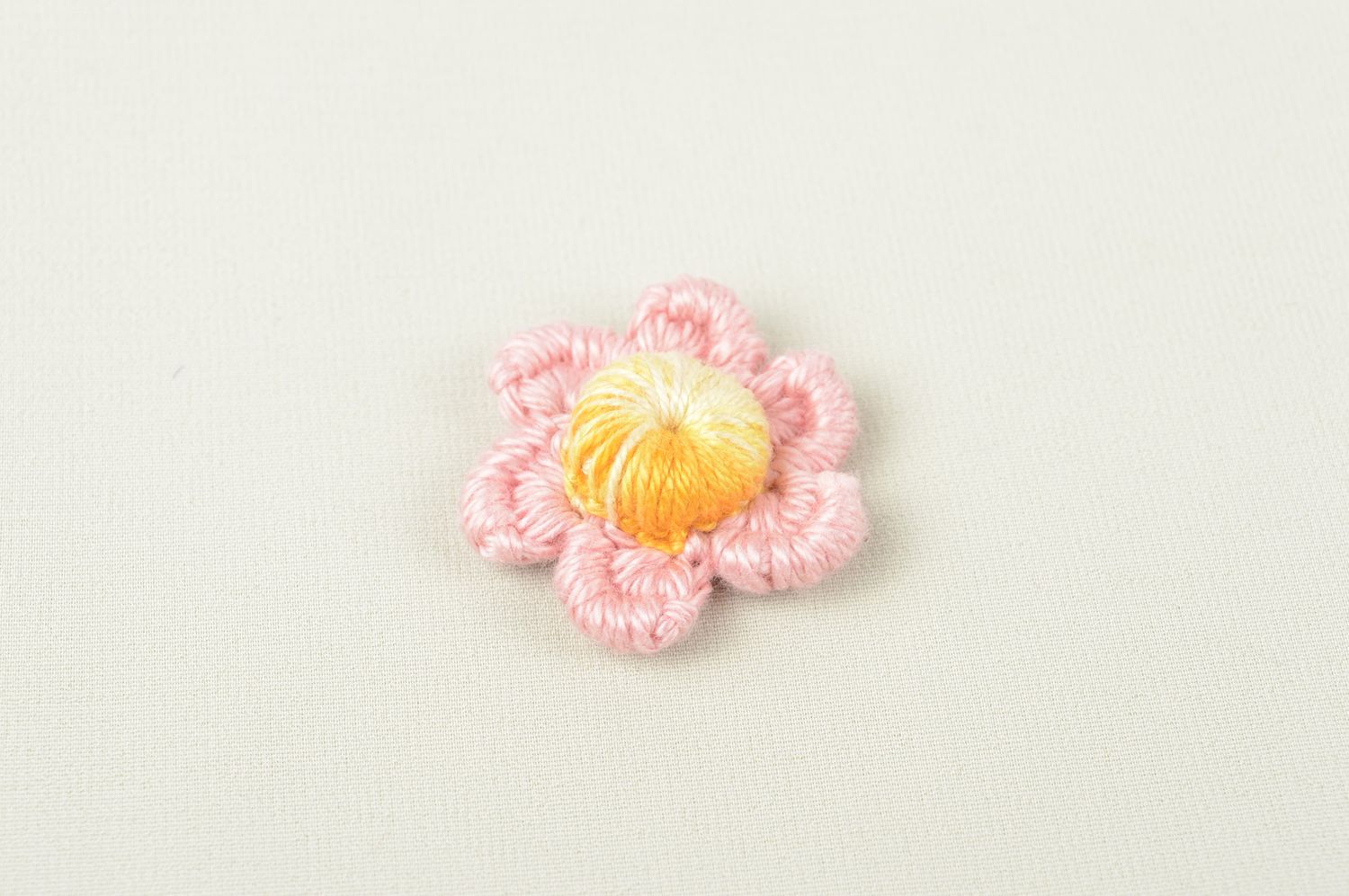 Handmade jewelry findings crocheted jewelry making supplies flower brooch  photo 1