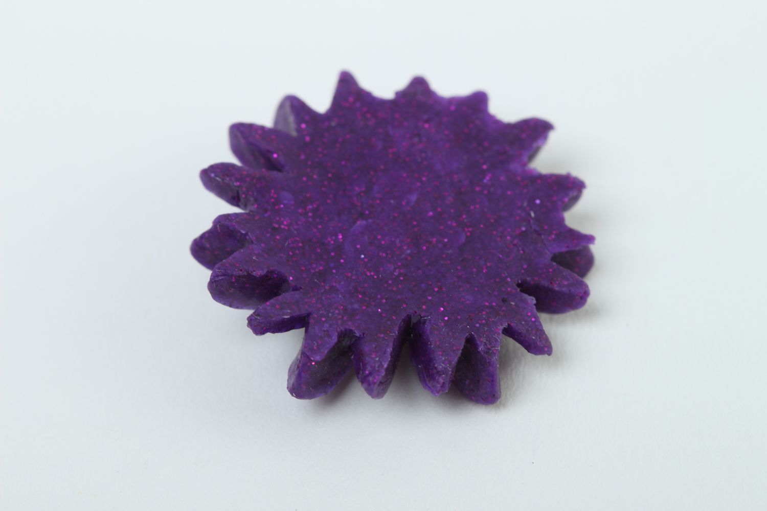 Fleur en pate polymere fait main Fourniture bijoux violette Création de bijoux photo 4