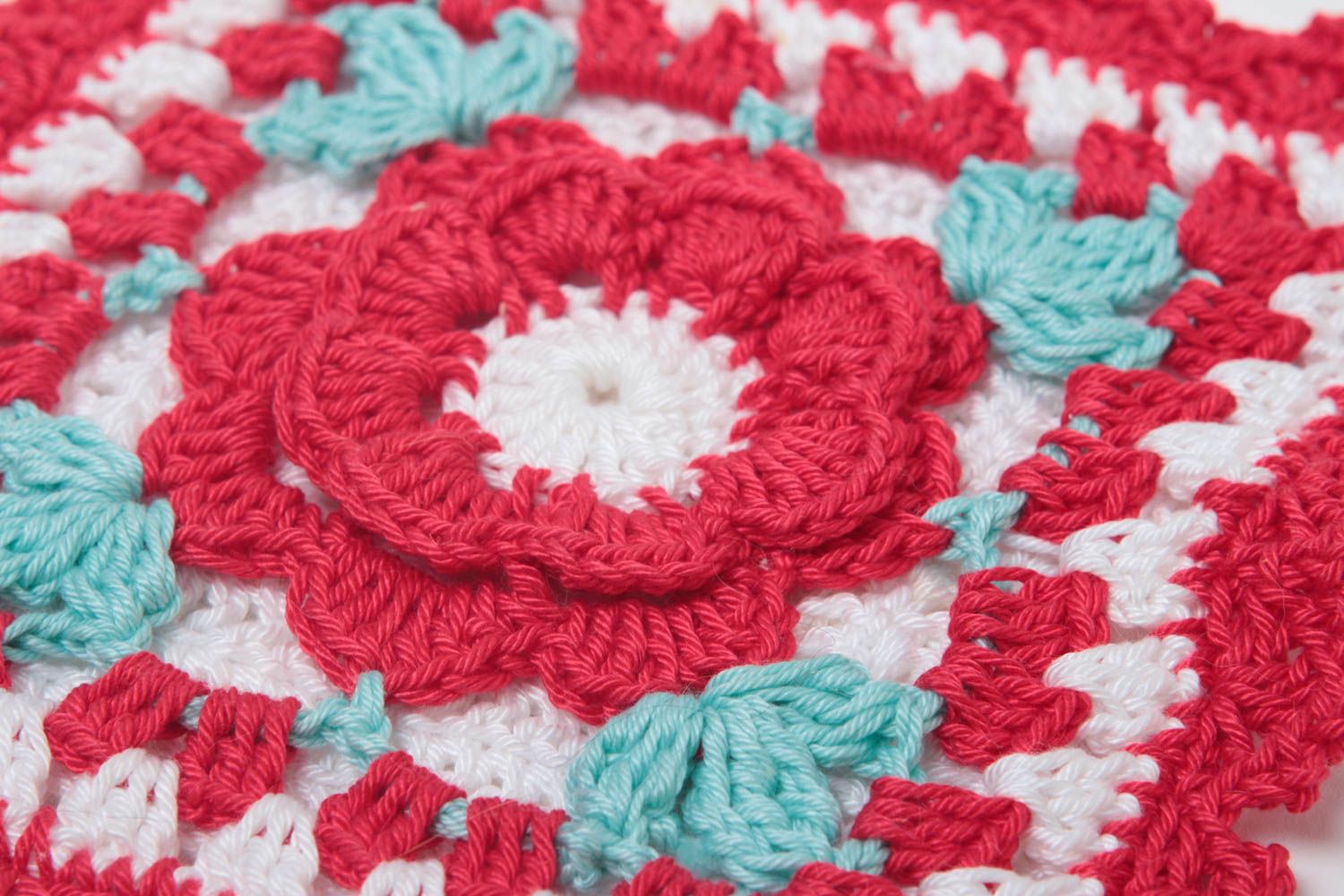 Manique au crochet faite main Textile de cuisine carrée rouge Accessoire cuisine photo 3