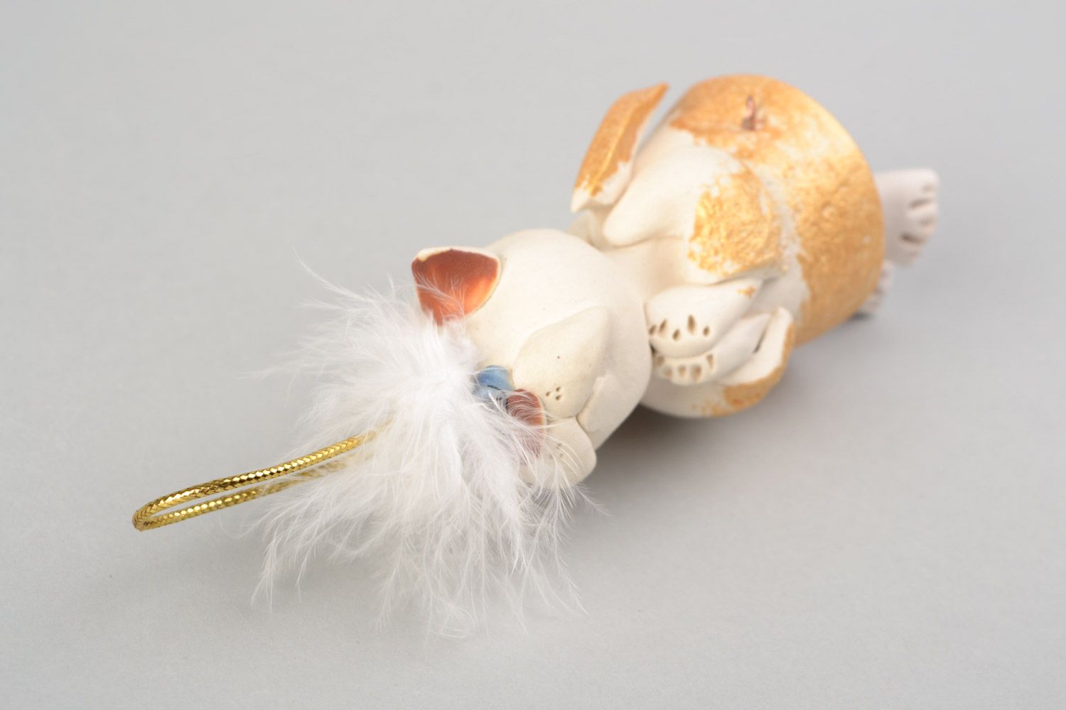 Авторский керамический колокольчик с петелькой кот ангел ручная работа маленький фото 2
