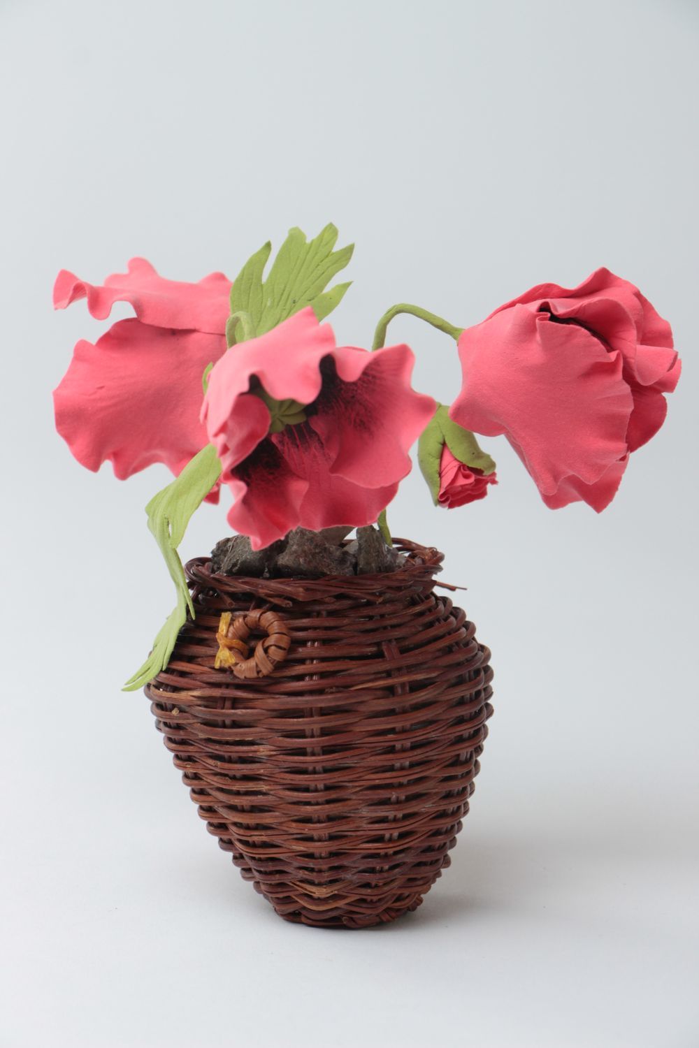 Цветы из полимерной глины в вазочке ручной работы для декора дома Маки фото 2
