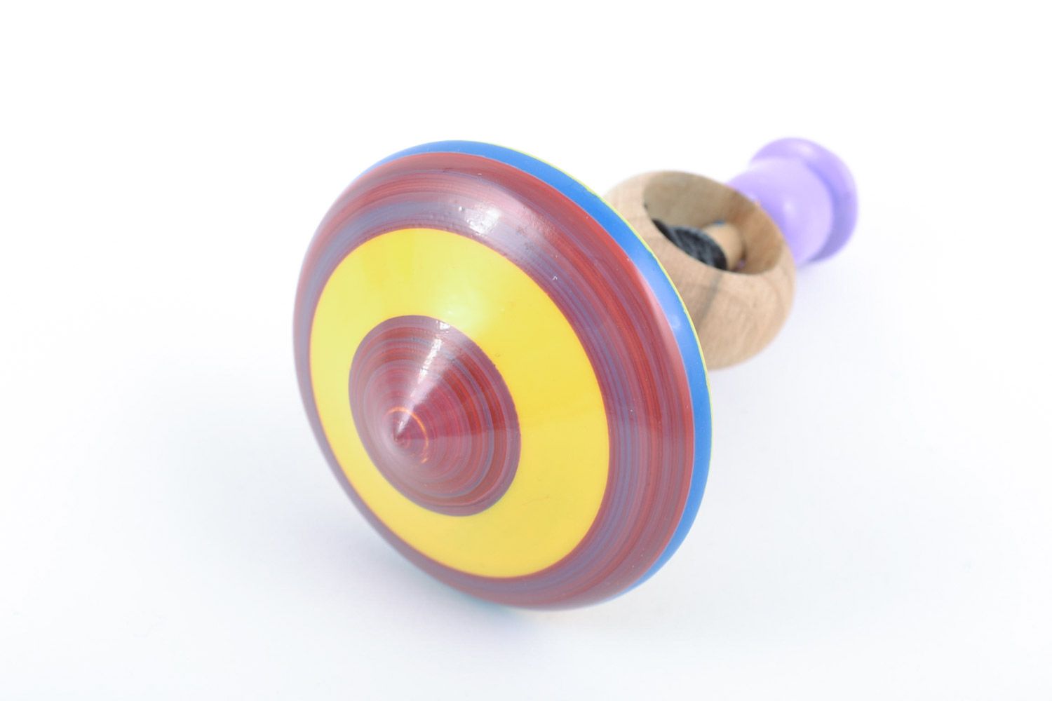 Деревянный волчок игрушка развивающая ручной работы расписной цветной с кольцом фото 4
