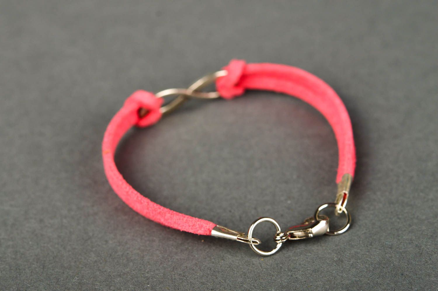 Bracelet en daim rose Bijou fait main avec symbole infini Cadeau pour femme photo 5