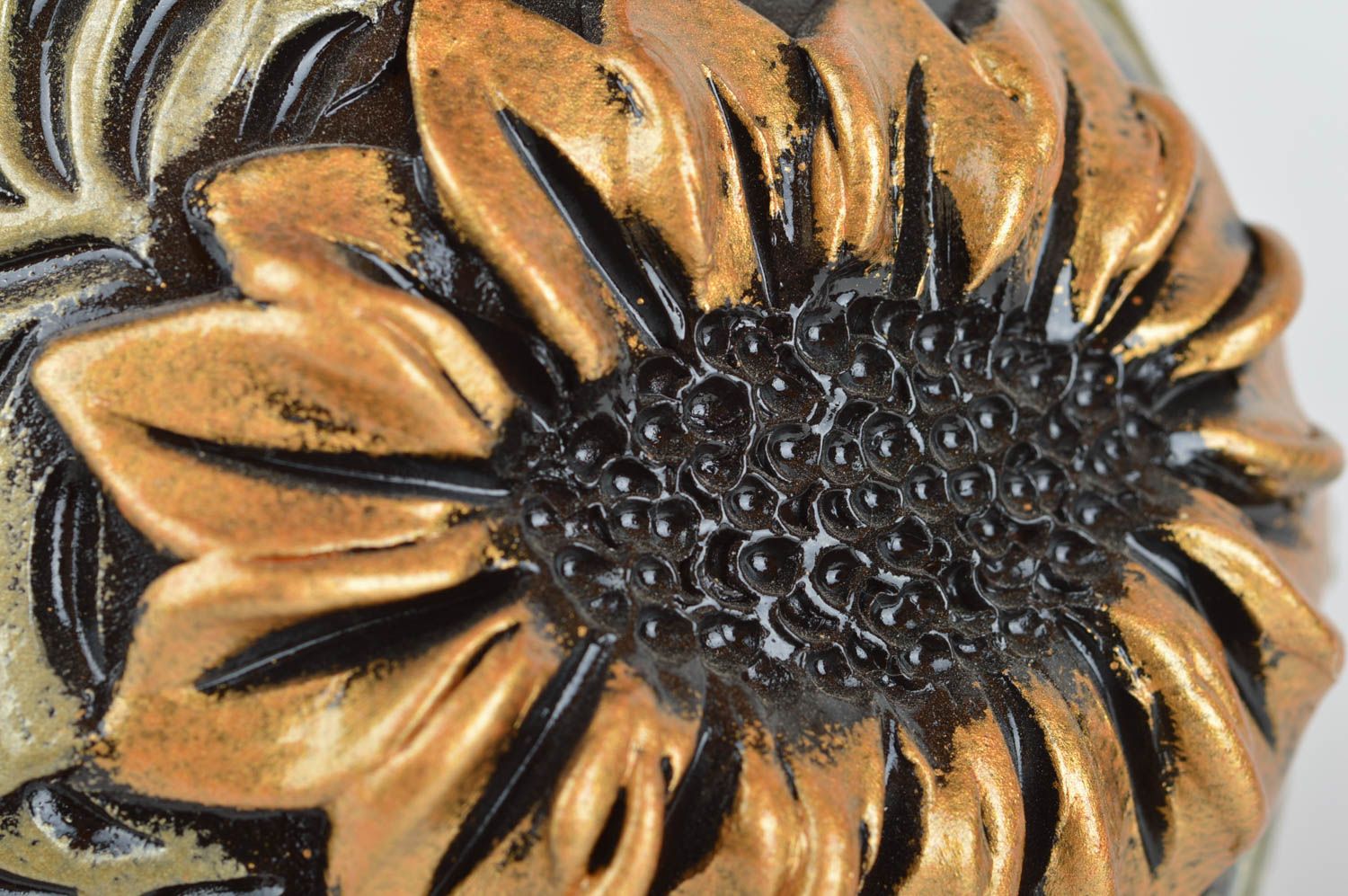 Schöne handgescaffene grelle bemalte Kanne aus Ton Sonnenblume 1.5 L für Wein foto 3