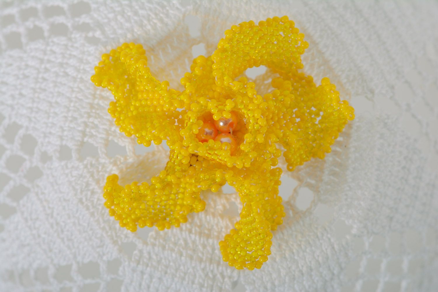 Beautiful bright yellow brooch woven of beads in the shape of volume flower photo 3