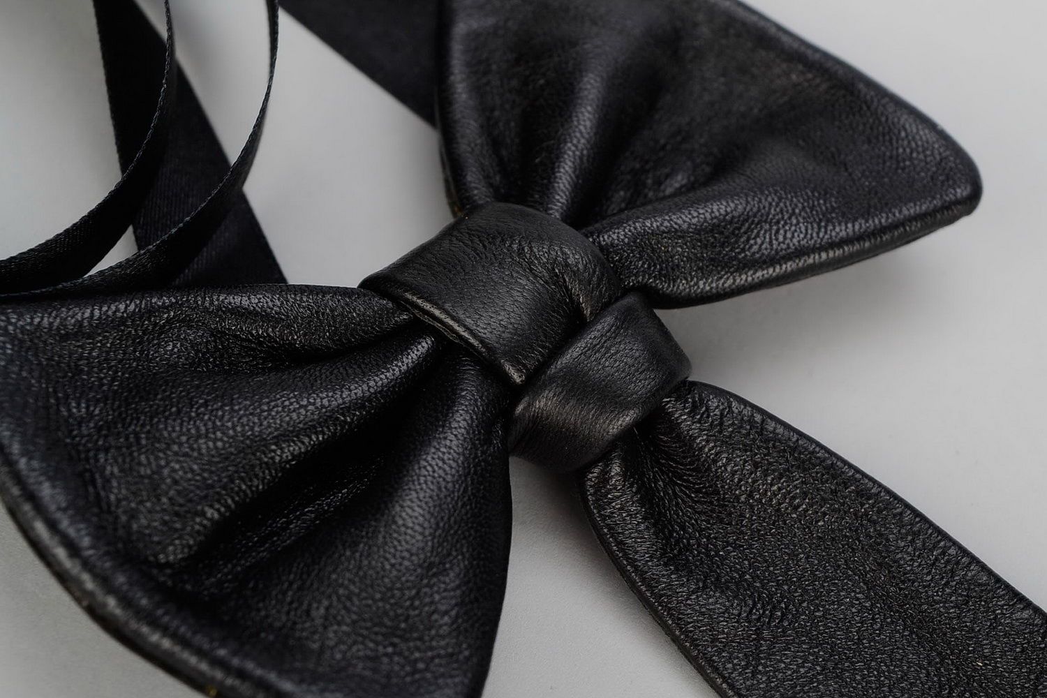 Leather bow tie photo 4